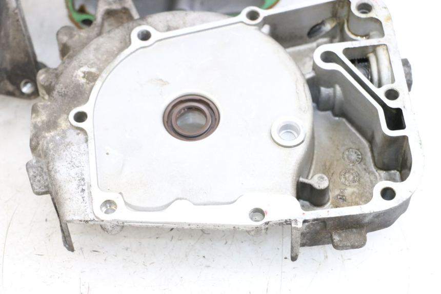 photo de Cárter inferior del motor EUROCKA R8 4T 50 (2013 - 2022) - Enfoque en la estructura