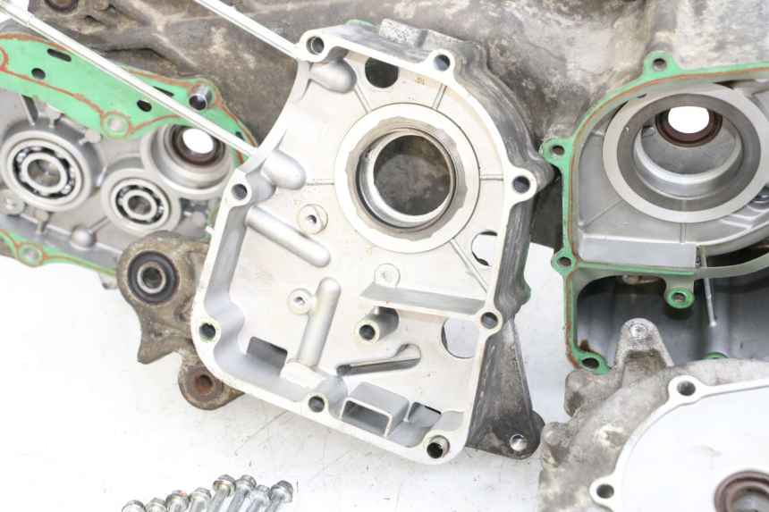 photo de Cárter inferior del motor EUROCKA R8 4T 50 (2013 - 2022) - Ángulo de visión alternativo