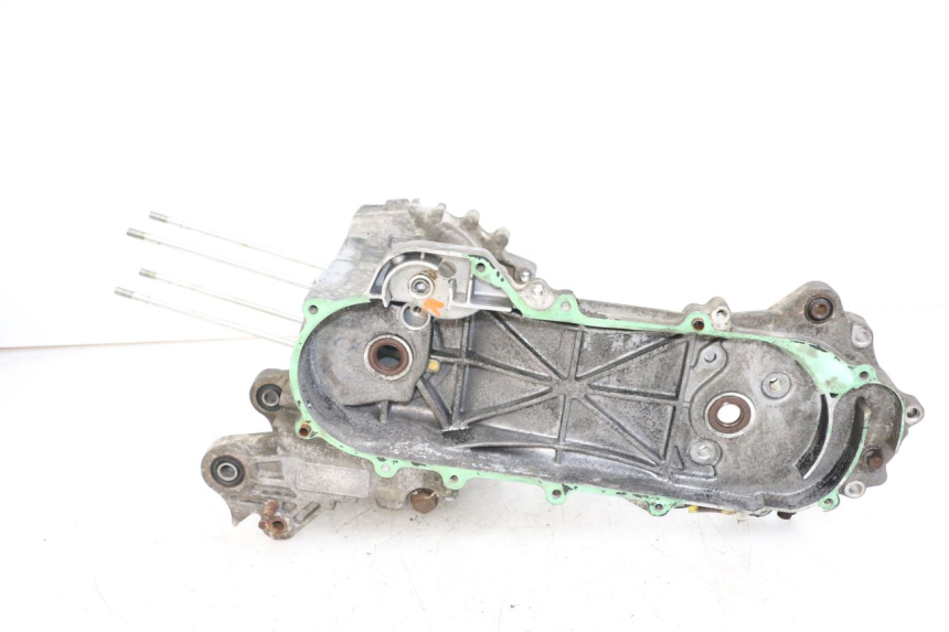 photo de Cárter inferior del motor EUROCKA R8 4T 50 (2013 - 2022) - Estado de la superficie y material