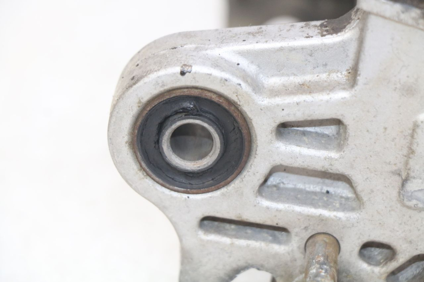 photo de CÁRTER DE MOTOR INFERIOR TNT MOTOR ROMA 10' 4T 50 (2019 - 2022) - Detalles de los puntos de fijación