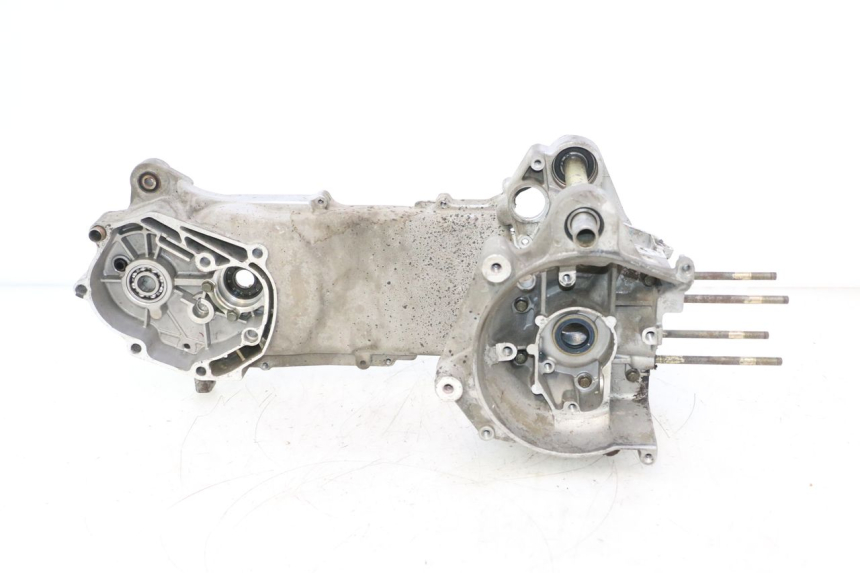 photo de CARTER TNT MOTOR ROMA 12' 2T 50 (2007 - 2018) - Detalles de los puntos de fijación
