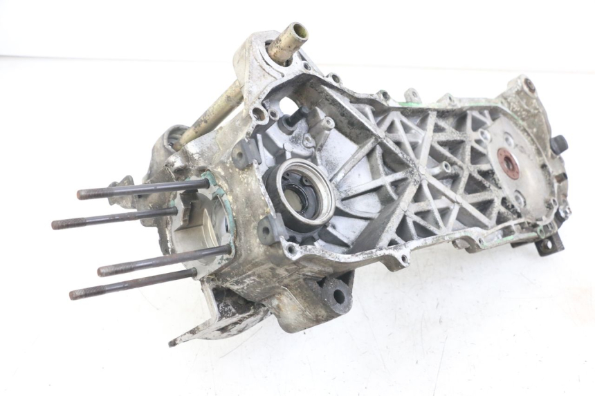 photo de CÁRTER DE MOTOR INFERIOR KEEWAY RY6 2T 50 (2011 - 2019) - Otra perspectiva