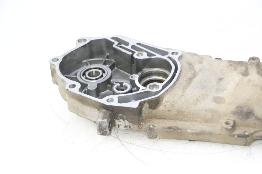 photo de CÁRTER DE MOTOR INFERIOR KEEWAY RY6 2T 50 (2011 - 2019) - Zoom sobre los componentes