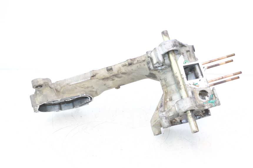 photo de CÁRTER DE MOTOR INFERIOR KEEWAY RY6 2T 50 (2011 - 2019) - Foto de producto adicional