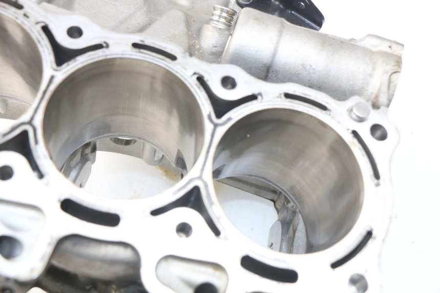 photo de CARTER BMW S RR ABS S1000RR 1000 (2009 - 2011) - Ángulo de visión alternativo