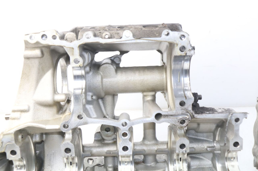 photo de CARTER BMW S RR ABS S1000RR 1000 (2009 - 2011) - Detalles de los puntos de fijación