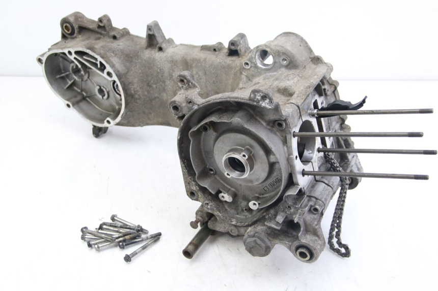 photo de CÁRTER DE MOTOR INFERIOR APRILIA SCARABEO 4T 50 (2009 - 2017) - Vista principal