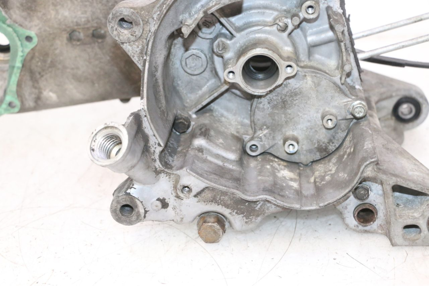 photo de CARTER HONDA SCV LEAD 100 (2003 - 2007) - Perfil de la pieza de repuesto
