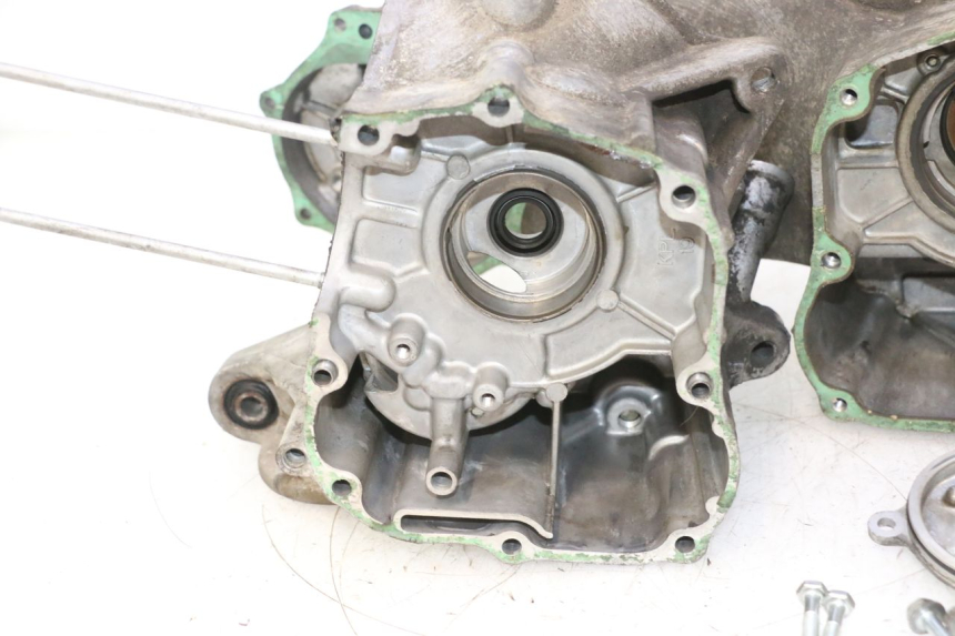 photo de CARTER HONDA SCV LEAD 100 (2003 - 2007) - Detalles de los puntos de fijación
