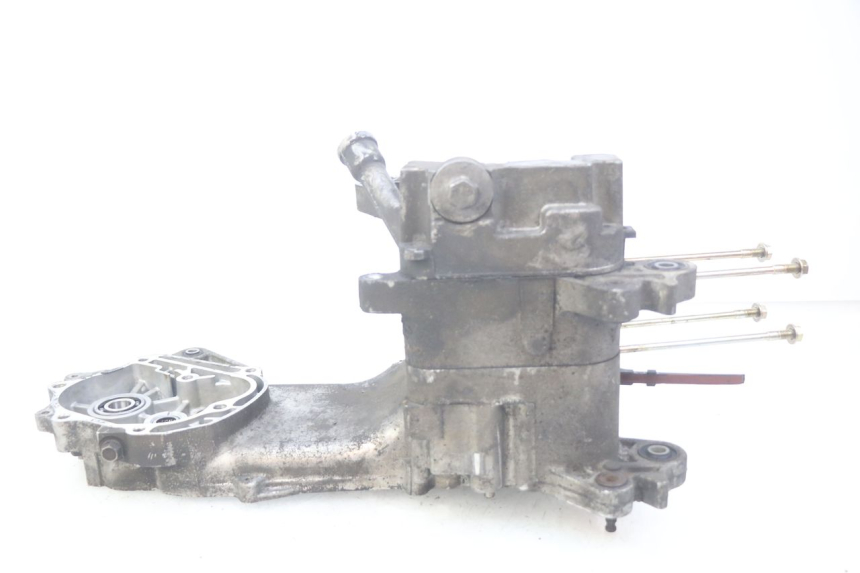 photo de CÁRTER DE MOTOR INFERIOR KYMCO SENTO 100 (2008 - 2013) - Otra perspectiva