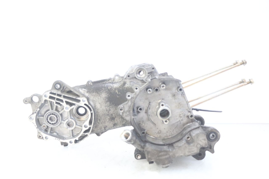 photo de CÁRTER DE MOTOR INFERIOR KYMCO SENTO 100 (2008 - 2013) - Estado de la superficie y material