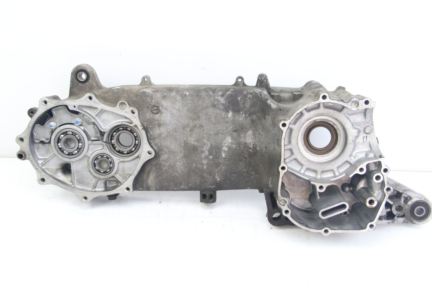 photo de CÁRTER DE MOTOR INFERIOR SUZUKI SIXTEEN 125 (2008 - 2010) - Zoom estado de uso