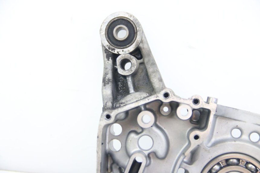 photo de CÁRTER DE MOTOR INFERIOR SUZUKI SIXTEEN 125 (2008 - 2010) - Otra perspectiva