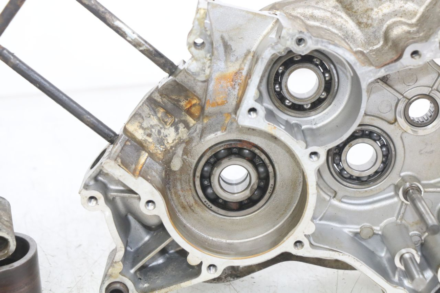 photo de CÁRTER DE MOTOR INFERIOR SHERCO SM-R 50 (2018 - 2021) - Primer plano de alta resolución