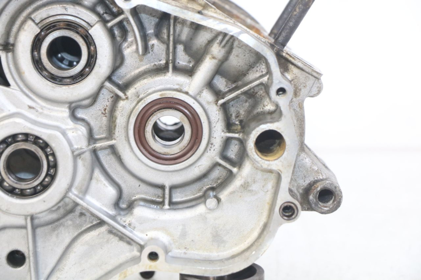 photo de CÁRTER DE MOTOR INFERIOR SHERCO SM-R 50 (2018 - 2021) - Detalles de los puntos de fijación