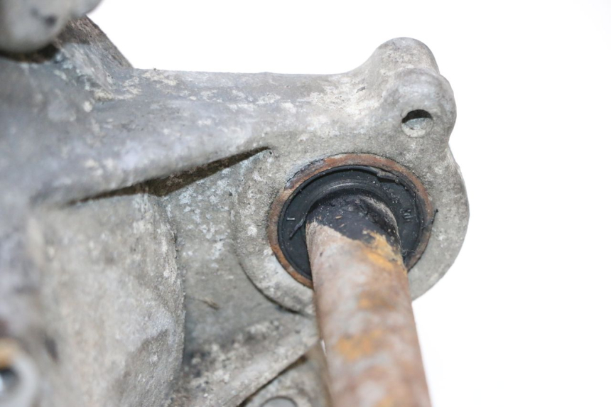 photo de CÁRTER DE MOTOR INFERIOR PEUGEOT SPEEDFIGHT LC 50 (1996 - 2002) - Primer plano de alta resolución