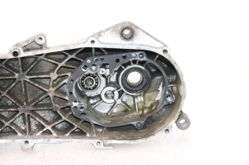 photo de CÁRTER DE MOTOR INFERIOR PEUGEOT SPEEDFIGHT LC 50 (1996 - 2002) - Estado de la superficie y material
