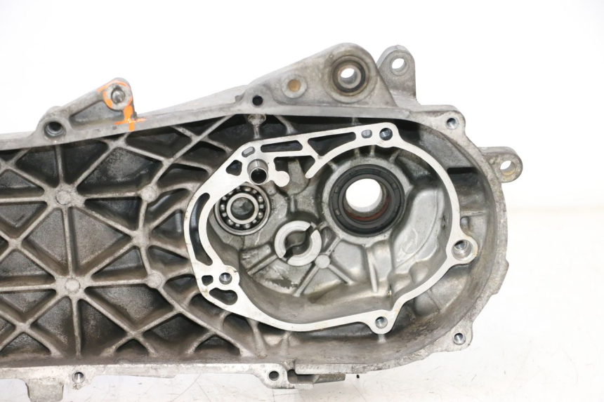 photo de CÁRTER DE MOTOR INFERIOR PEUGEOT SPEEDFIGHT LC 50 (1996 - 2002) - Inspección visual detallada