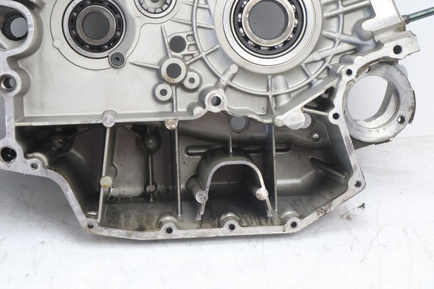 photo de CARTER DUCATI SS IE DS CARENEE 1000 (2002 - 2006) - Detalles de los puntos de fijación
