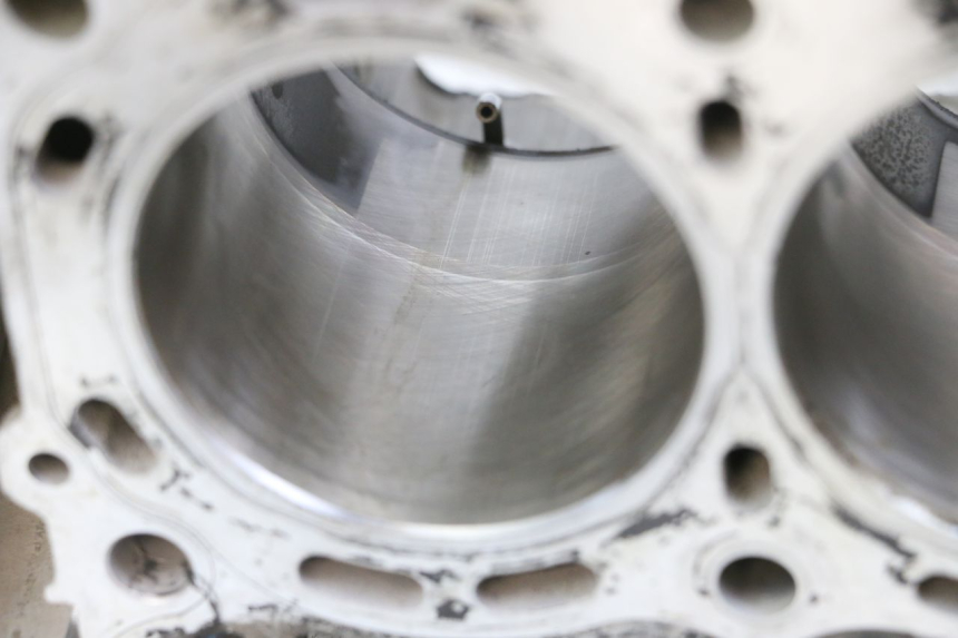 photo de CARTER SUZUKI GSR 750 (2011 - 2017) - Inspección visual detallada