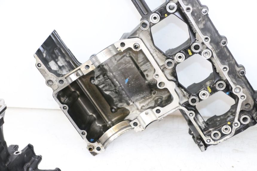 photo de CARTER SUZUKI GSR 750 (2011 - 2017) - Estado de la superficie y material