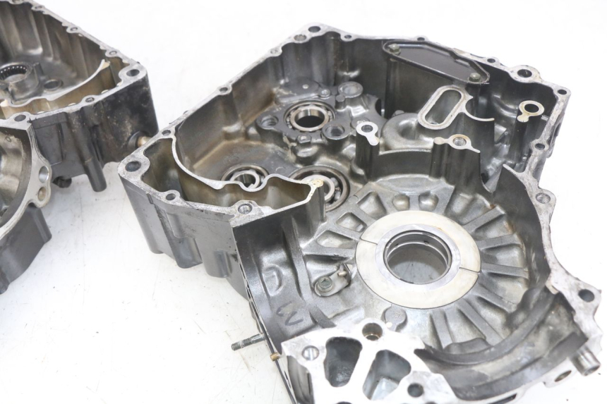 photo de CÁRTER DE MOTOR INFERIOR SUZUKI SV N 650 (1999 - 2002) - Características distintivas