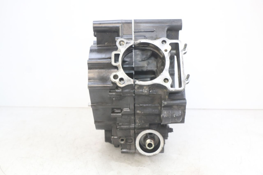 photo de CÁRTER DE MOTOR INFERIOR SUZUKI SV N 650 (1999 - 2002) - Estado de la superficie y material