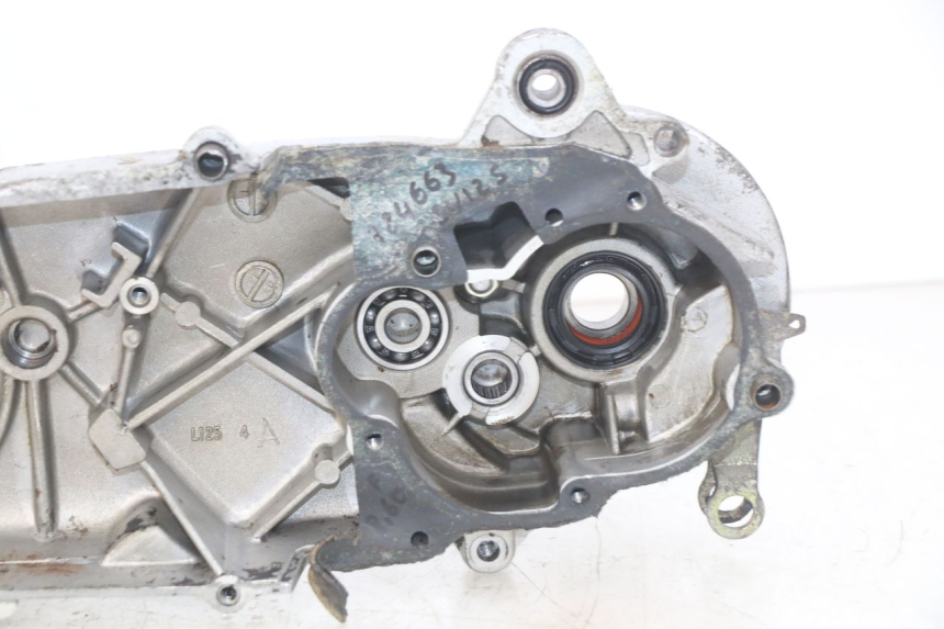 photo de CÁRTER DE MOTOR INFERIOR PEUGEOT SV 125 (1991 - 1994) - Recambio usado revisado