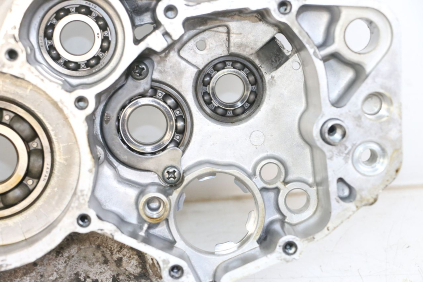 photo de CÁRTER DE MOTOR INFERIOR YAMAHA TDR DELTABOX 125 (1997 - 2003) - Inspección visual detallada