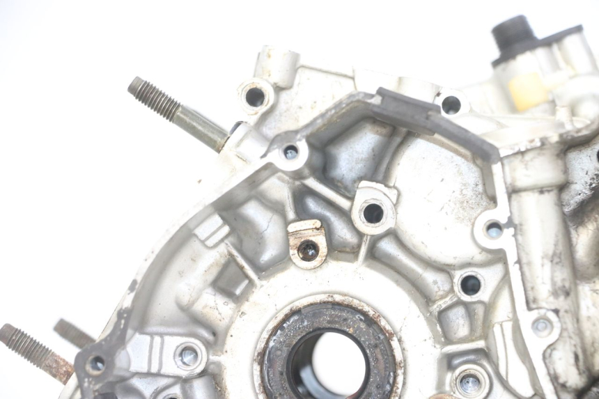 photo de CÁRTER DE MOTOR INFERIOR YAMAHA TDR DELTABOX 125 (1997 - 2003) - Otra vista del artículo