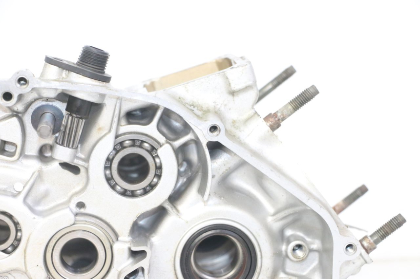 photo de CÁRTER DE MOTOR INFERIOR YAMAHA TDR DELTABOX 125 (1997 - 2003) - Inspección visual detallada