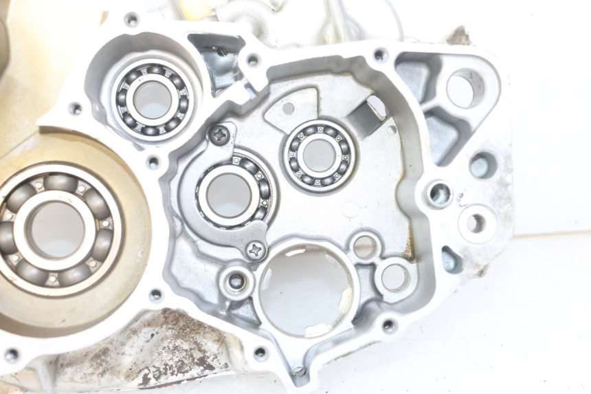 photo de CÁRTER DE MOTOR INFERIOR YAMAHA TDR DELTABOX 125 (1997 - 2003) - Otra perspectiva