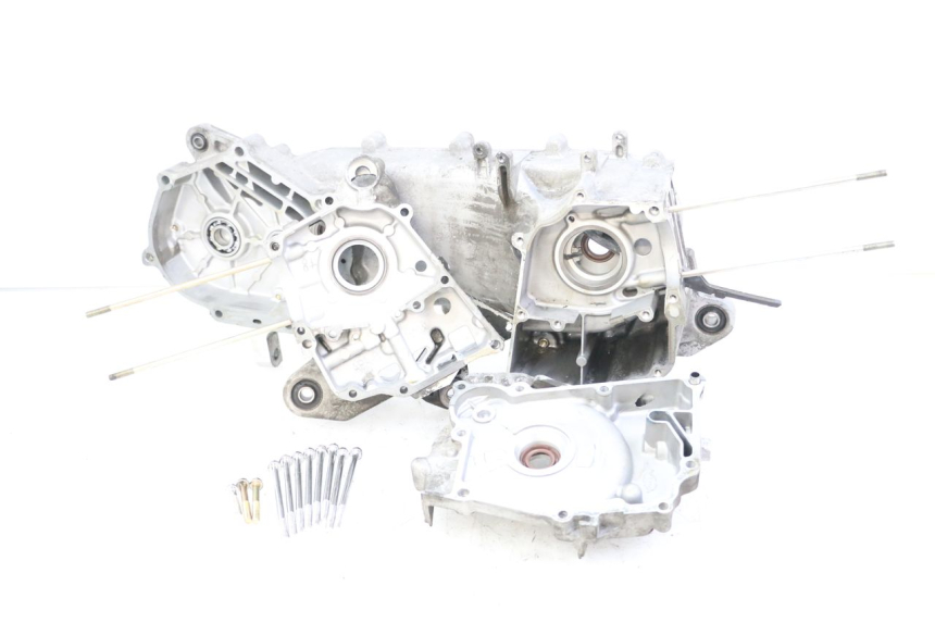 photo de CÁRTER DE MOTOR INFERIOR PEUGEOT TWEET 4T 50 (2018 - 2022) - Detalle de la pieza