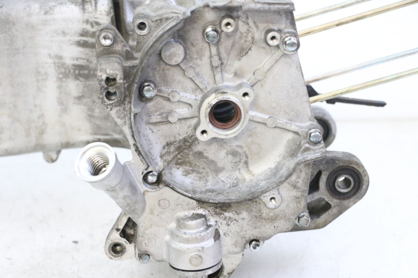 photo de CÁRTER DE MOTOR INFERIOR PEUGEOT TWEET 4T 50 (2018 - 2022) - Foto de producto adicional