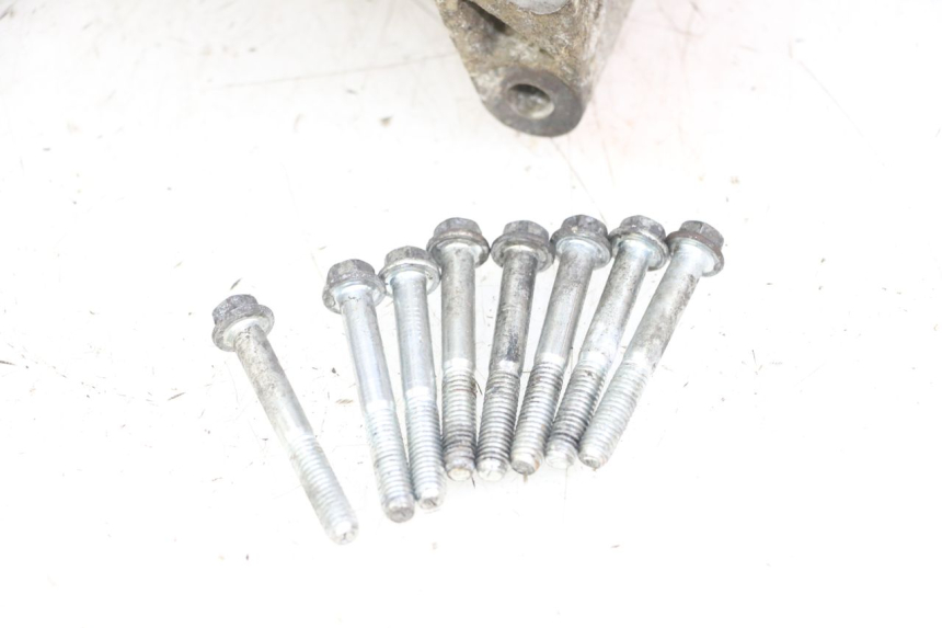 photo de CÁRTER DE MOTOR INFERIOR PIAGGIO TYPHOON 80 (1994 - 1997) - Primer plano de alta resolución