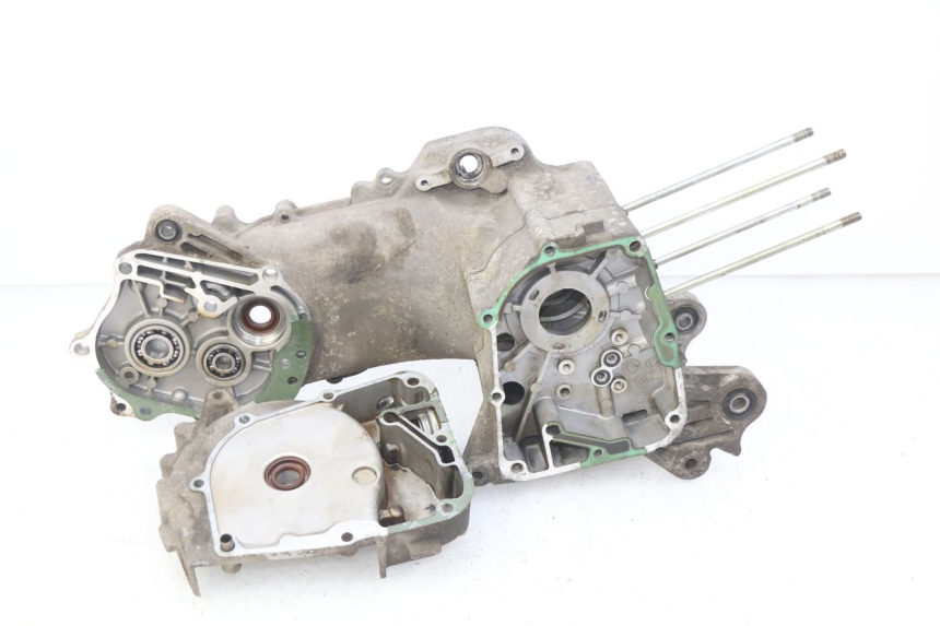 photo de CÁRTER DE MOTOR INFERIOR PEUGEOT V-CLIC VCLIC 50 (2007 - 2013) - Ángulo de visión alternativo