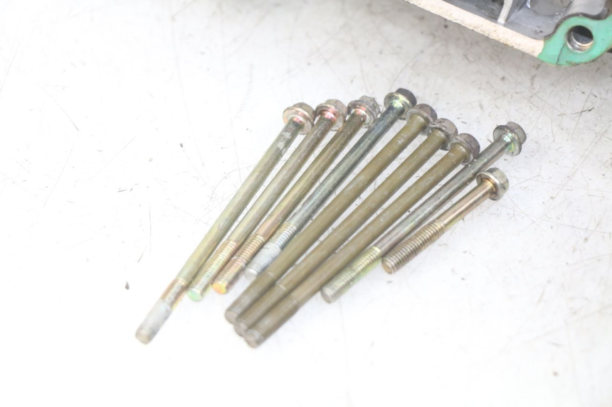 photo de CÁRTER DE MOTOR INFERIOR PEUGEOT V-CLIC VCLIC 50 (2007 - 2013) - Ángulo de visión alternativo