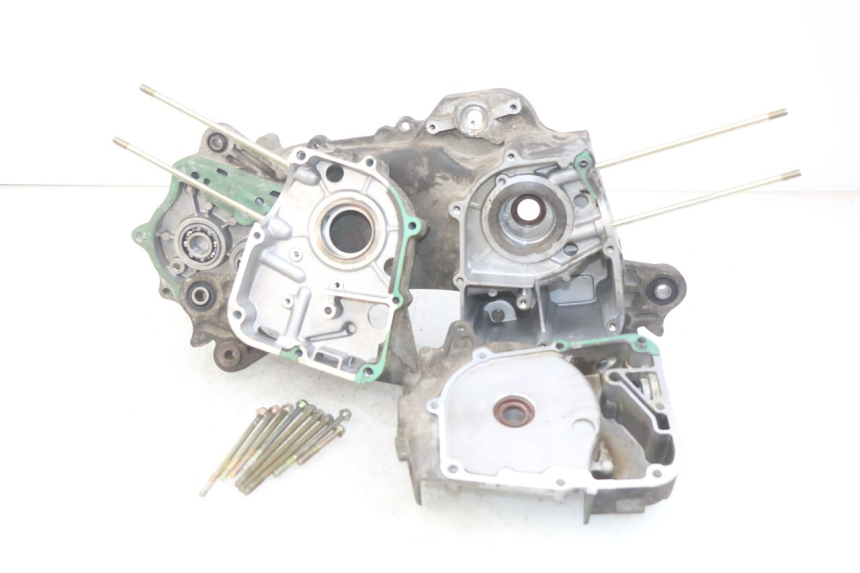 photo de CÁRTER DE MOTOR INFERIOR PEUGEOT V-CLIC VCLIC 50 (2007 - 2013) - Zoom calidad de ocasión