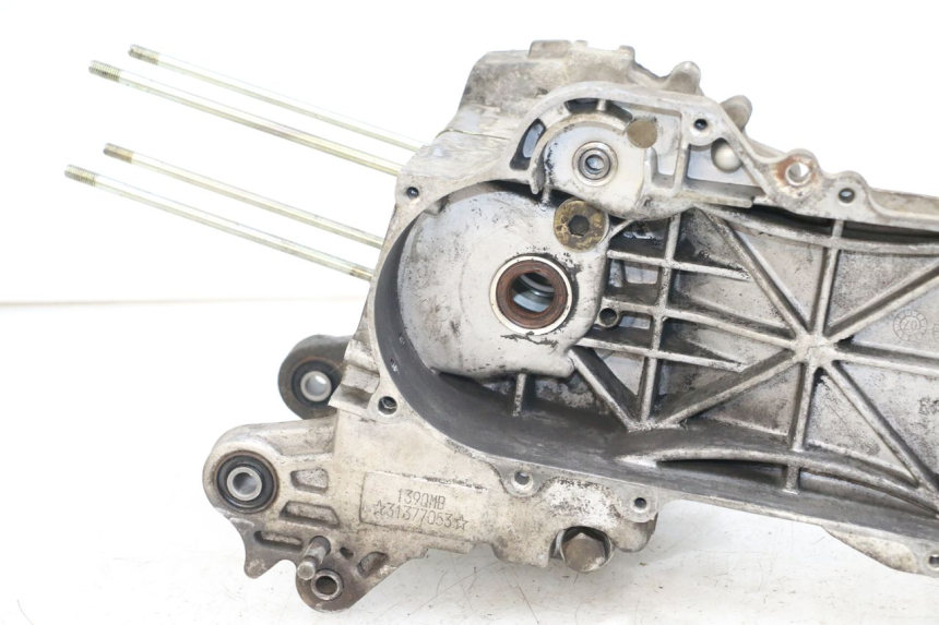 photo de CÁRTER DE MOTOR INFERIOR PEUGEOT V-CLIC VCLIC 50 (2007 - 2013) - Marcados y referencias originales