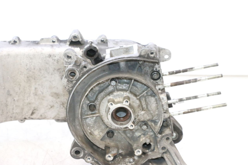 photo de CARTER PIAGGIO VESPA PRIMAVERA 2T 50 (2013 - 2018) - Perfil de la pieza de repuesto