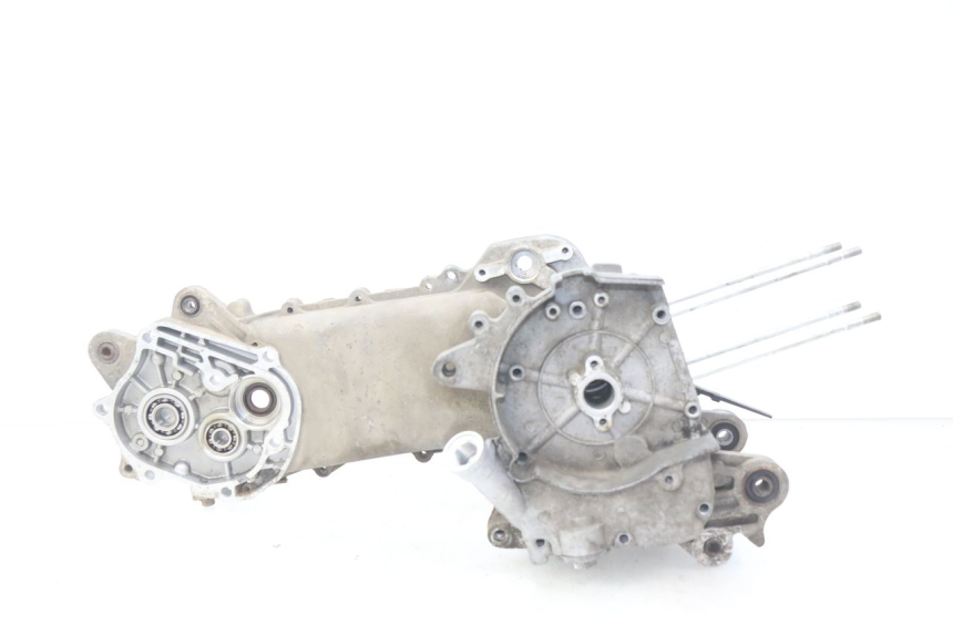 photo de CÁRTER DE MOTOR INFERIOR EUROCKA VIRTUALITY GT 4T 50 (2011 - 2017) - Zoom sobre los componentes