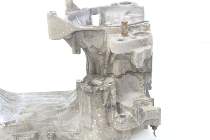 photo de CÁRTER DE MOTOR INFERIOR PEUGEOT VIVACITY NEW 2T 50 (2008 - 2017) - Detalle de la pieza