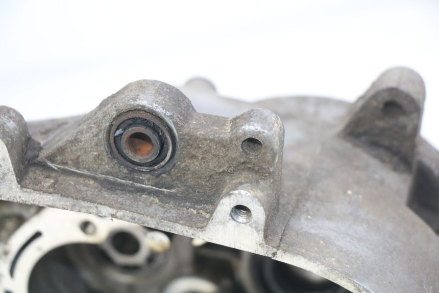 photo de CÁRTER DE MOTOR INFERIOR PEUGEOT VIVACITY NEW 2T 50 (2008 - 2017) - Otra vista del artículo