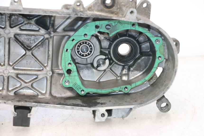photo de CÁRTER DE MOTOR INFERIOR PEUGEOT VIVACITY NEW 2T 50 (2008 - 2017) - Ángulo de visión alternativo