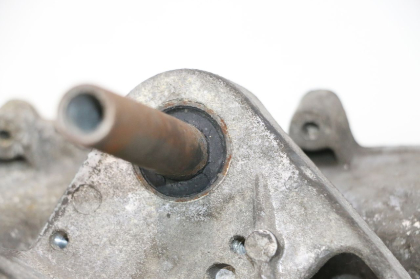 photo de CÁRTER DE MOTOR INFERIOR PEUGEOT VIVACITY NEW 2T 50 (2008 - 2017) - Primer plano técnico