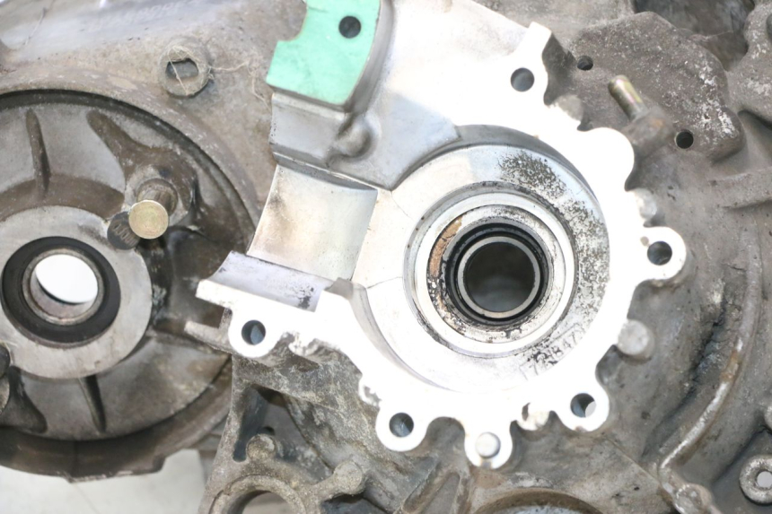 photo de CÁRTER DE MOTOR INFERIOR PEUGEOT VIVACITY NEW 2T 50 (2008 - 2017) - Otra vista del artículo