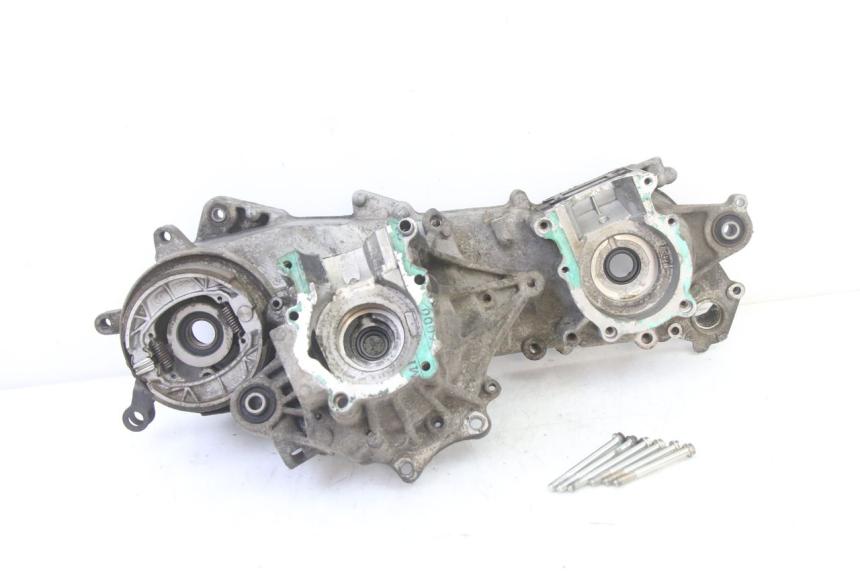 photo de CARTER PEUGEOT VIVACITY 50 (2004 - 2009) - Detalles de los puntos de fijación