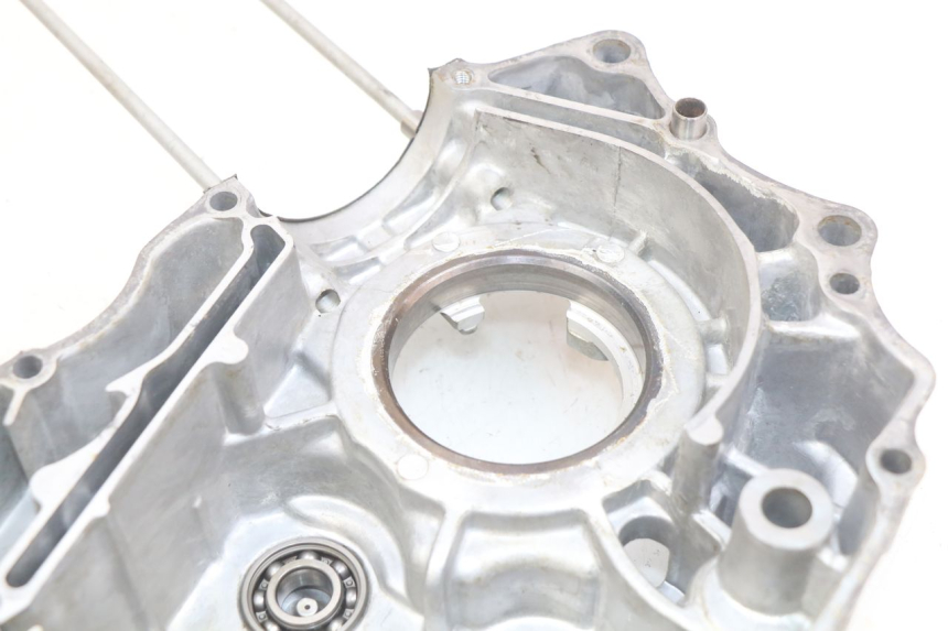 photo de CÁRTER DE MOTOR INFERIOR DAELIM VJ ROADWIN FI 125 (2008 - 2017) - Zoom sobre los componentes