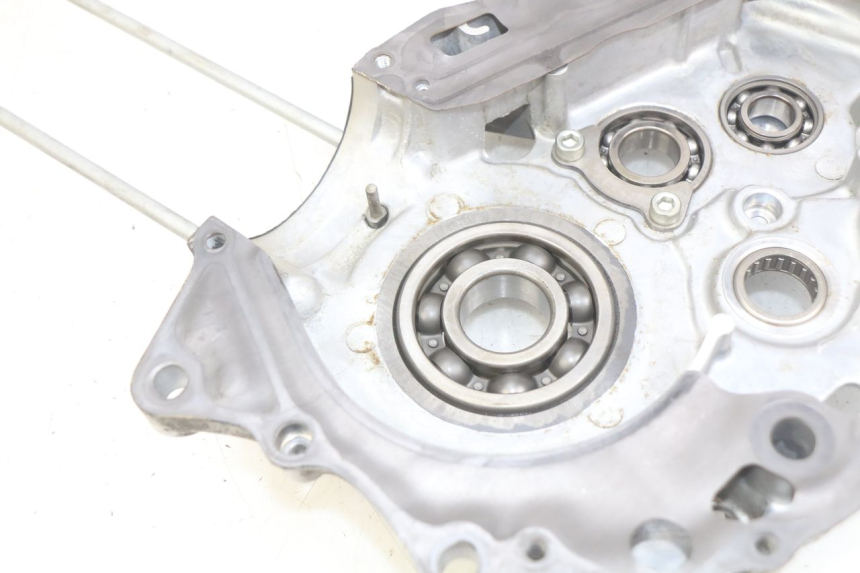 photo de CÁRTER DE MOTOR INFERIOR DAELIM VJ ROADWIN FI 125 (2008 - 2017) - Foto de producto adicional