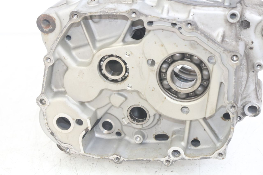 photo de CÁRTER DE MOTOR INFERIOR DAELIM VJ ROADWIN FI 125 (2008 - 2017) - Marcados y referencias originales